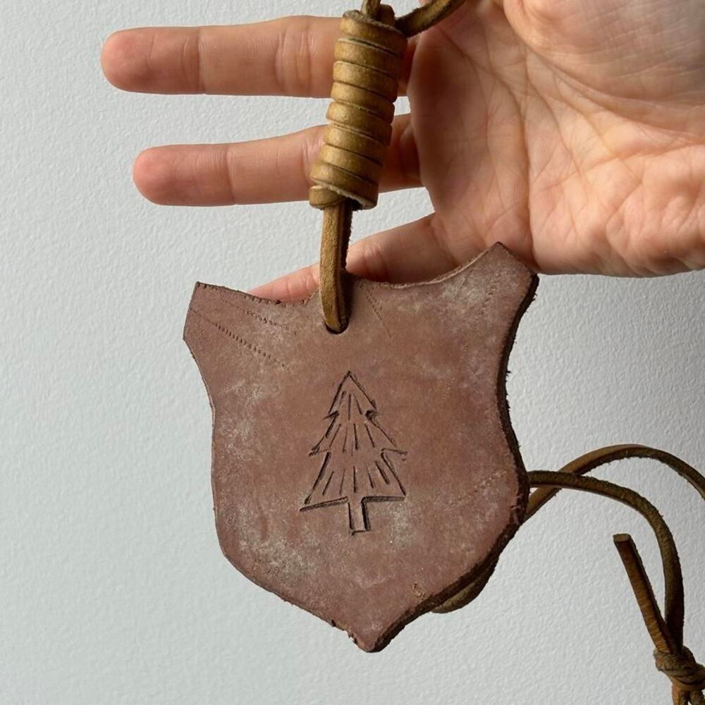 Vintage handcrafted leather pendant necklace